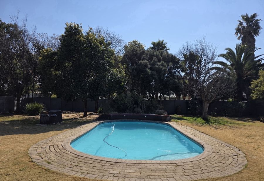4 Bedroom Property for Sale in Jim Fouchepark Free State